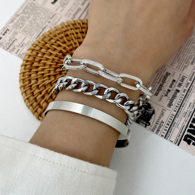Gold Farbe Charme Armbänder Armreifen 2022 Neue Mode Schmuck 4 stücke