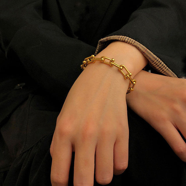 Gold Farbe Charme Armbänder Armreifen 2022 Neue Mode Schmuck 4 stücke